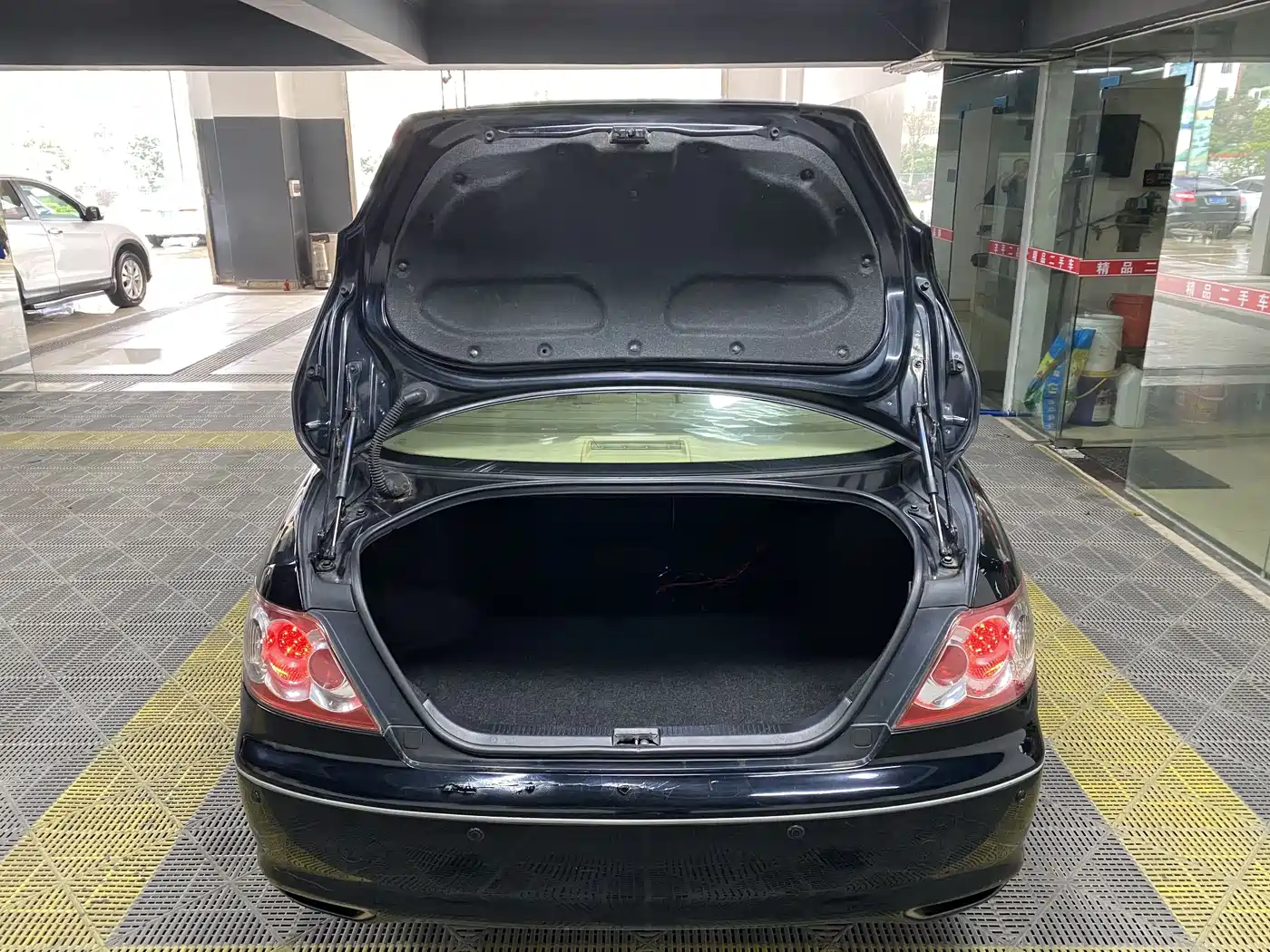 Toyota Reiz 2008 2.5S Special Navigation Edition фото 8