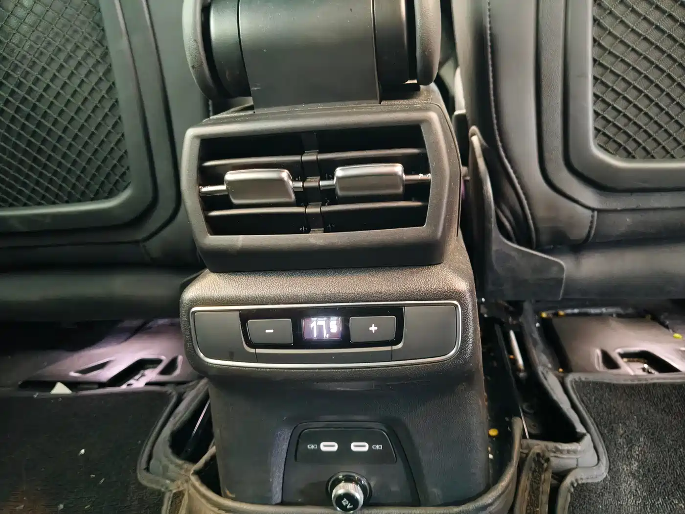 Audi Q4 e-tron 2025 2024 40 e-tron Pioneer Edition