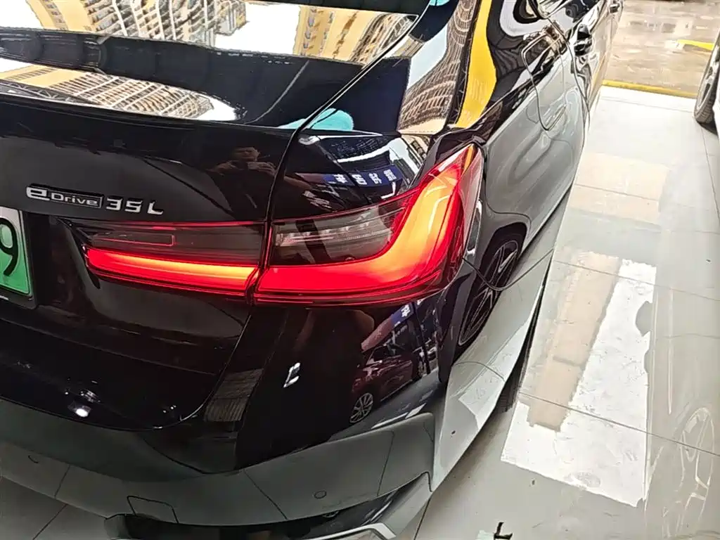 BMW i3 2024 eDrive 35 L фото 8
