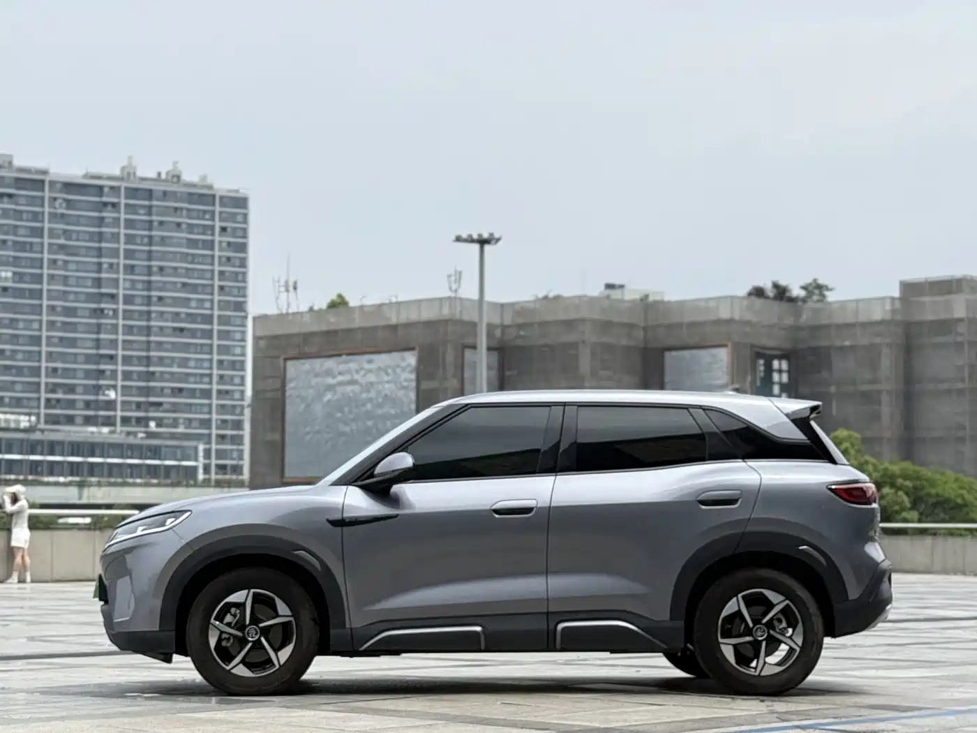BYD Yuan UP 2024 401KM Leading Edition фото 2