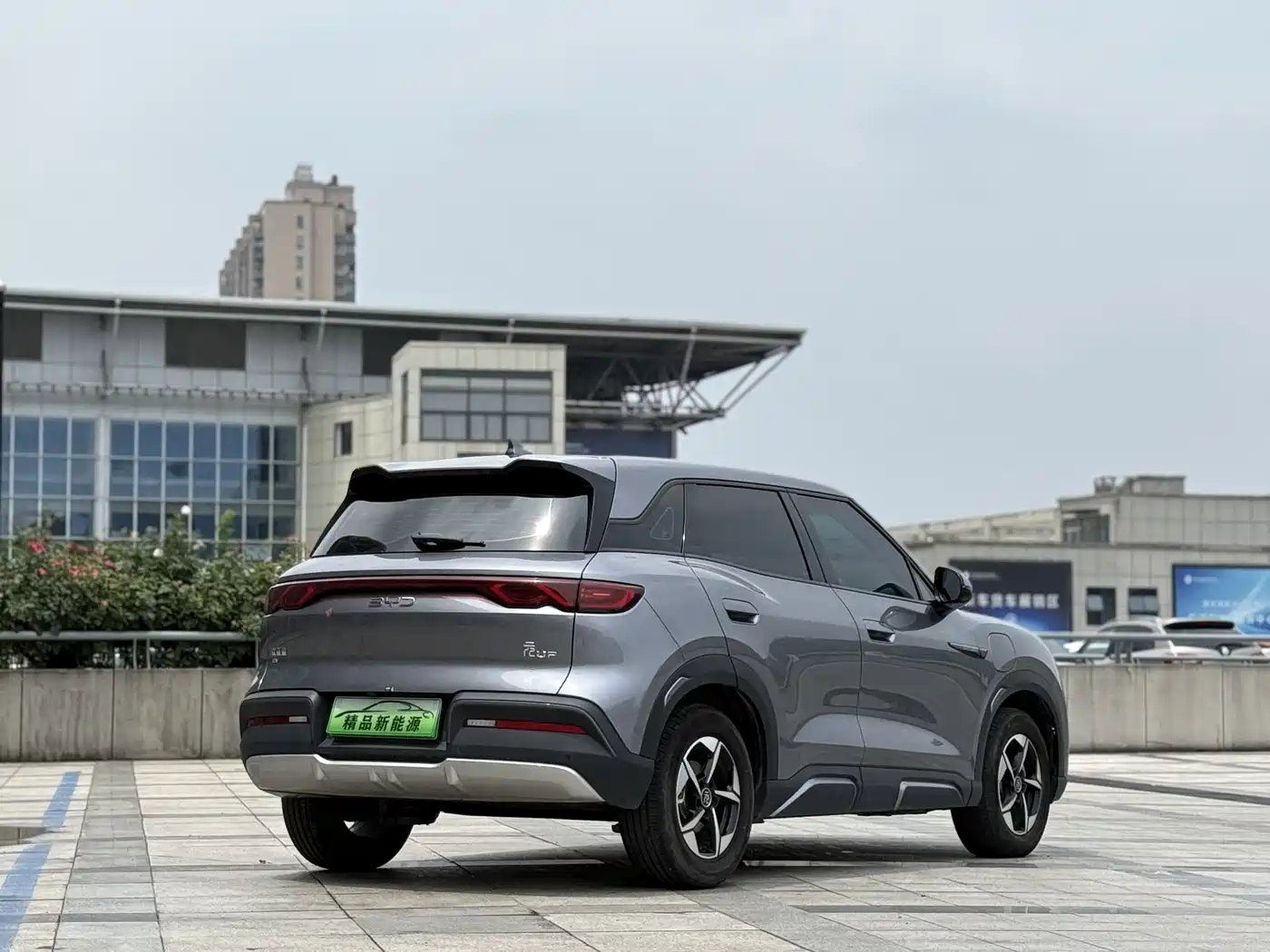 BYD Yuan UP 2024 401KM Leading Edition фото 8