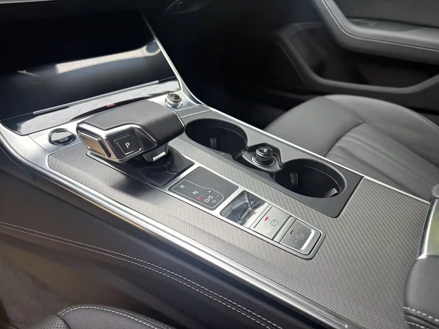 AUDI A6 (IMPORT)
