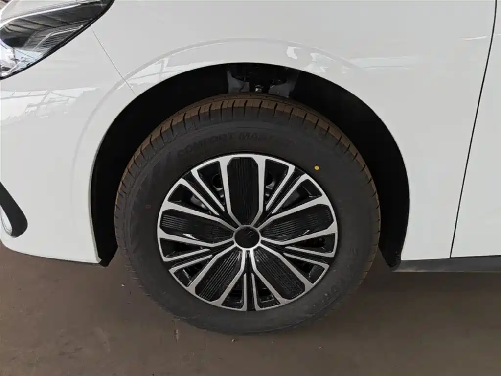 Geely Galaxy Galaxy Stellar 6 2025 Model 125km Free Edition фото 23