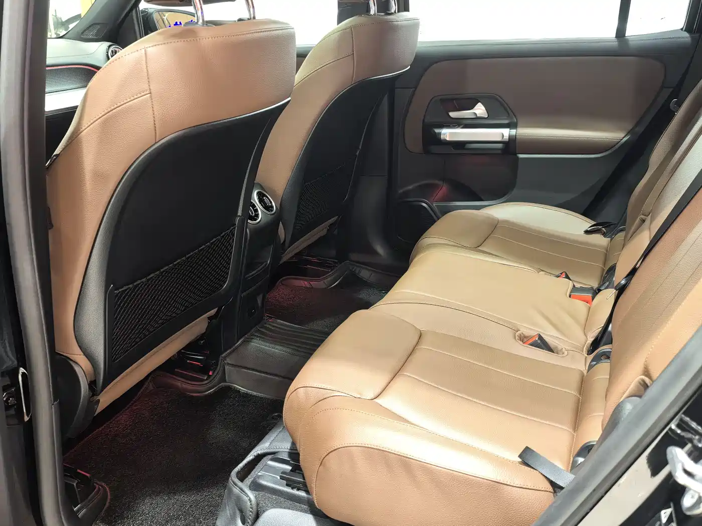 Mercedes-Benz GLB 2022 Facelift GLB 200 Fashion Style фото 7