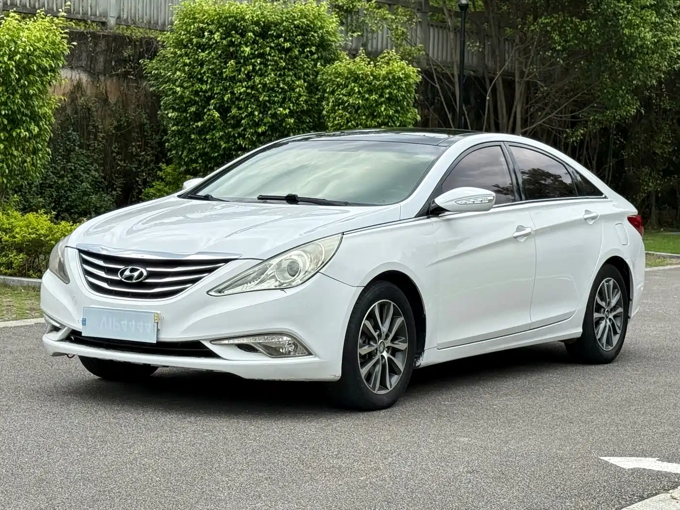 Hyundai Sonata 2013 2013 Model 2.0L Automatic Leading Edition