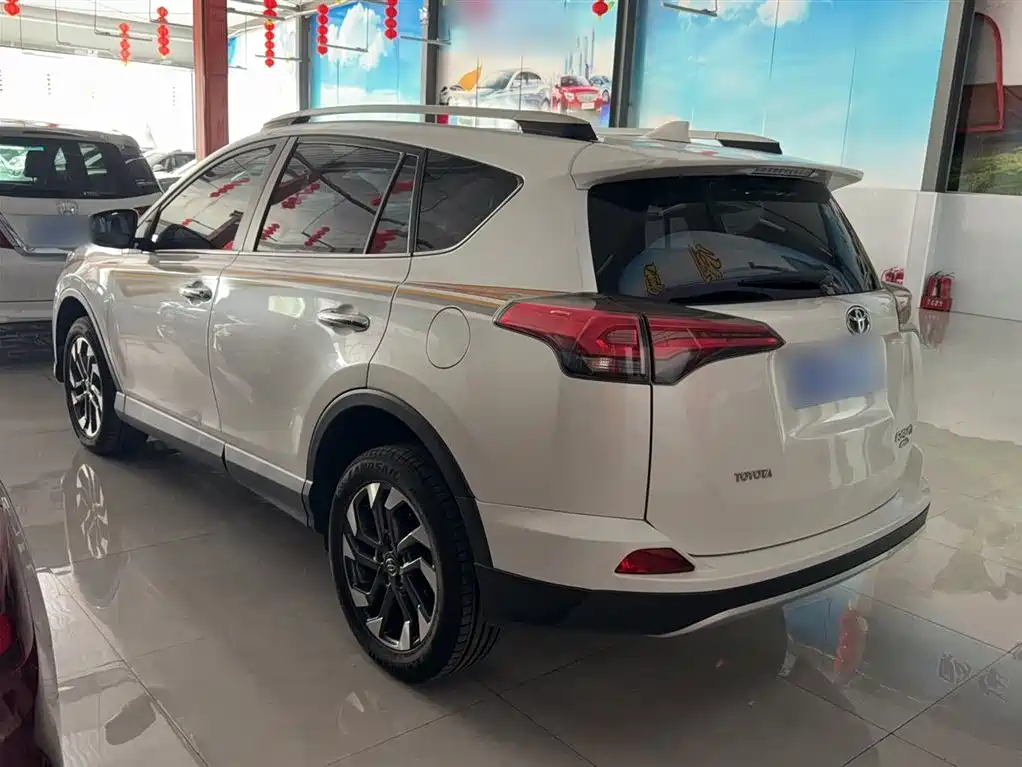 Toyota RAV4 Rongfang 2018 2.5L Automatic 4WD Elite i Edition фото 7