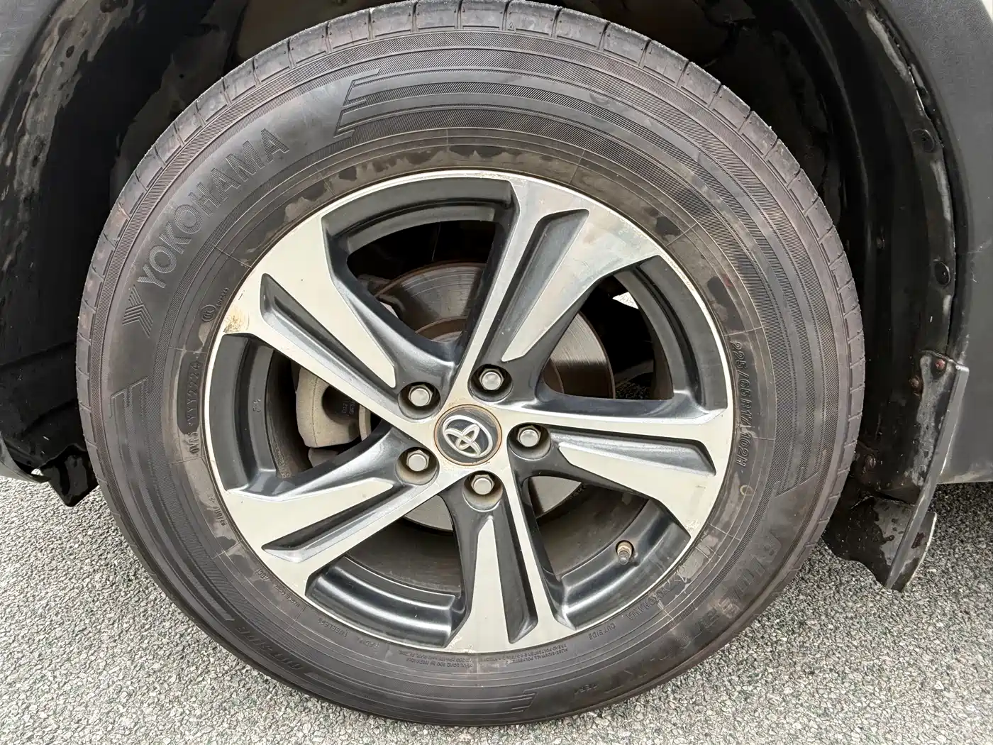 Toyota RAV4 Rongfang 2015 2.0L CVT 2WD Trend Edition фото 20