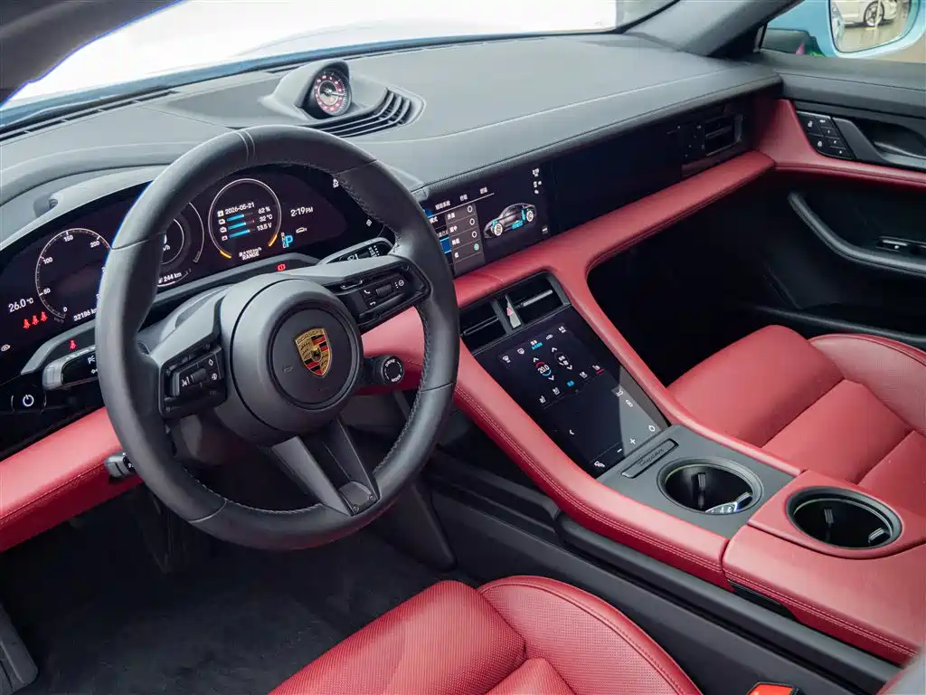 Porsche Taycan 2022 Facelift Taycan фото 24