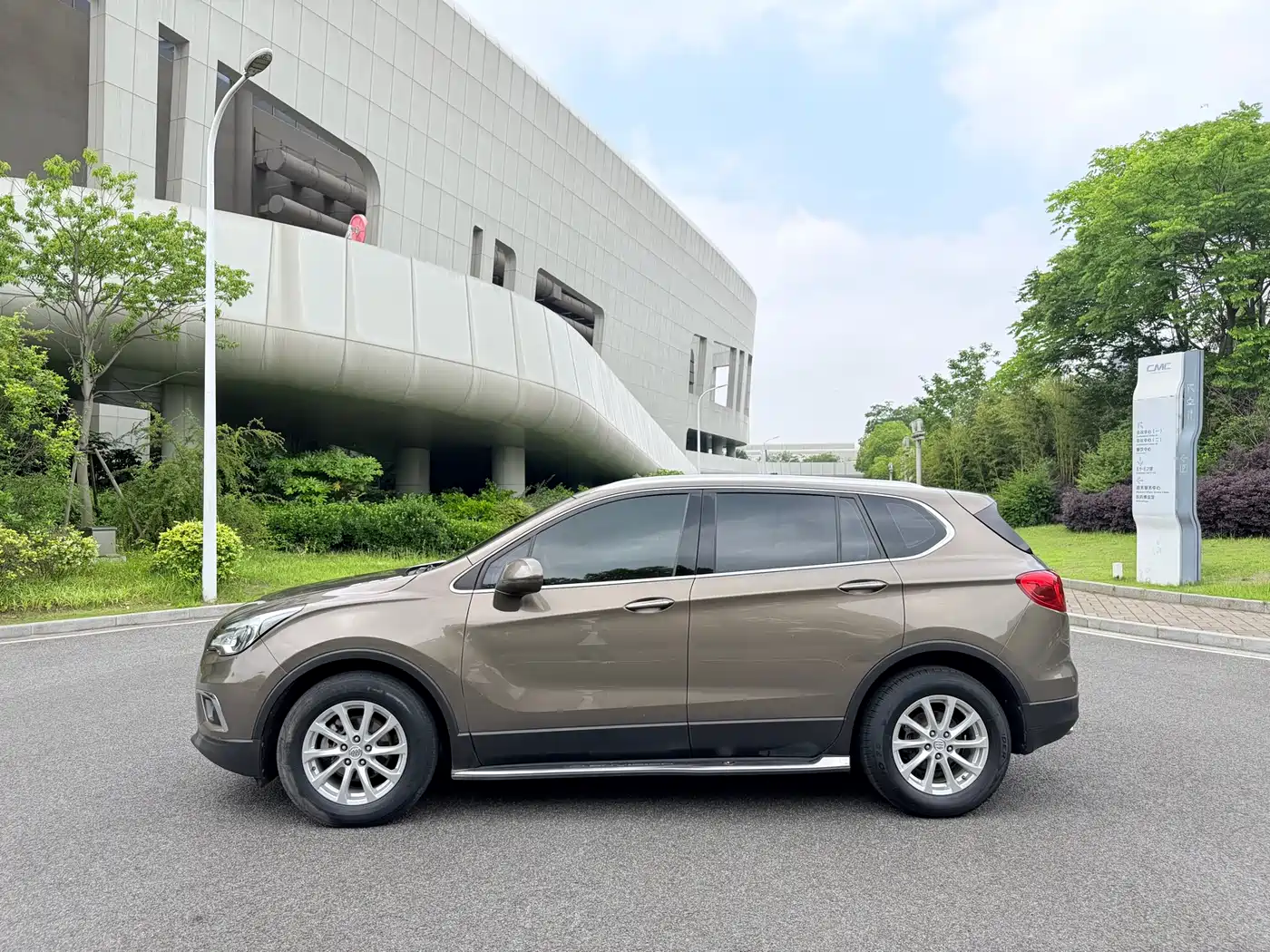 Buick Envision Plus 2017 20T FWD Elite фото 5