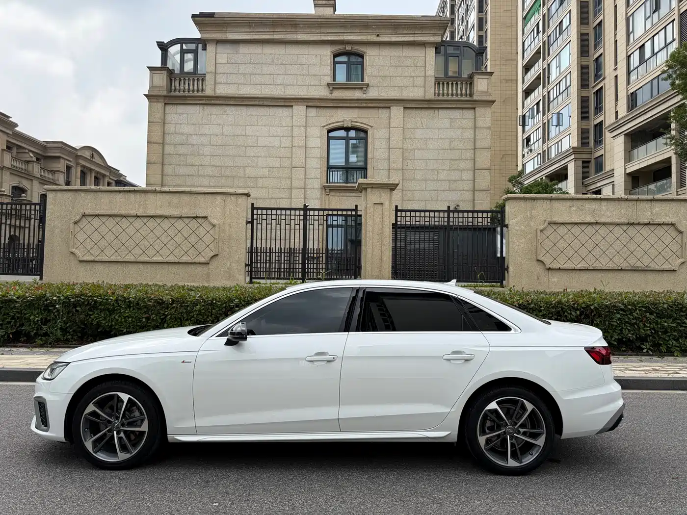 Audi A4L 2020 40 TFSI Fashion Dynamic Edition фото 8