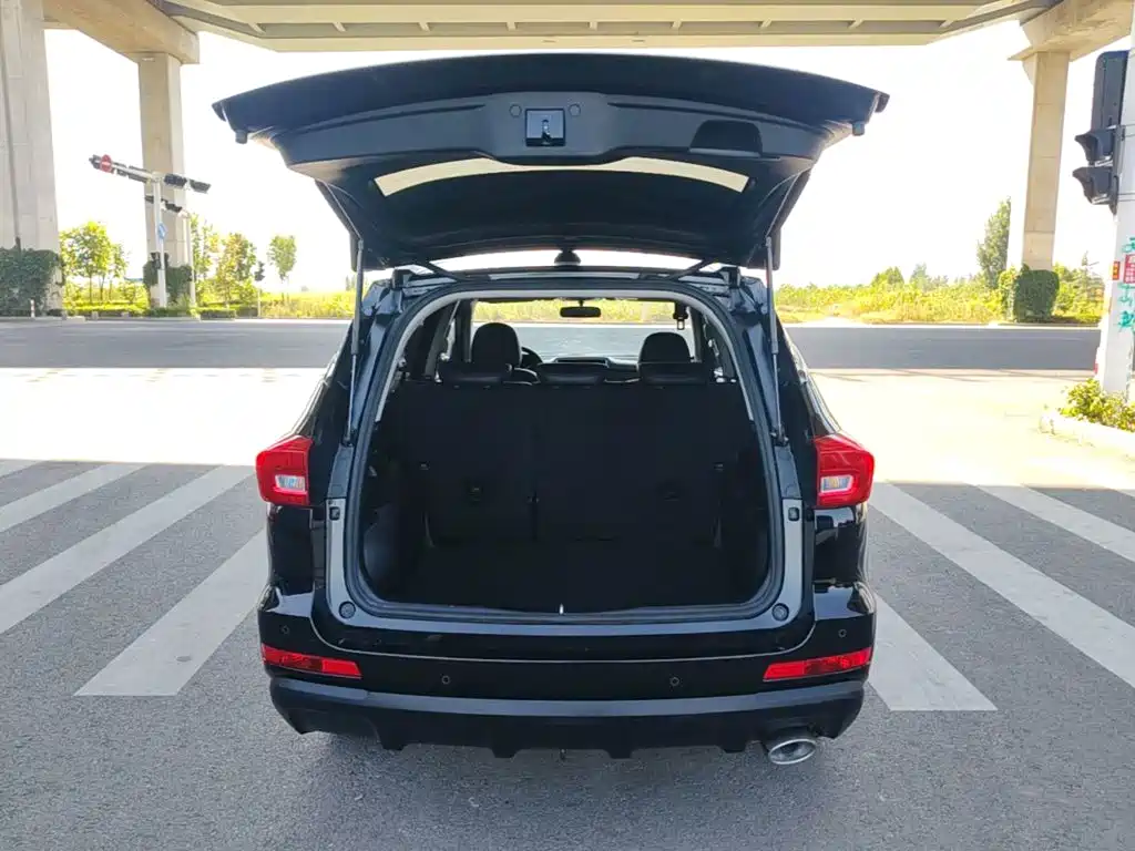 Фото 19 - Haval M6