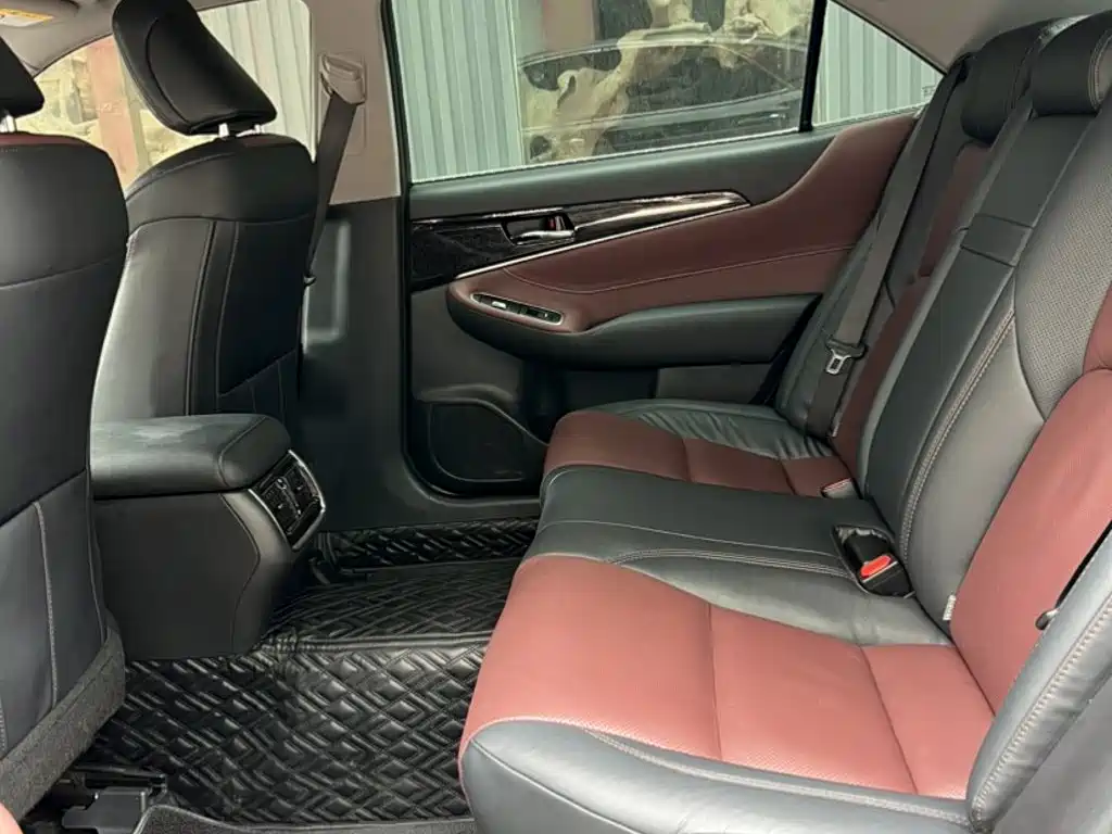 Toyota Crown 2020 2018 2.0T Sport Edition