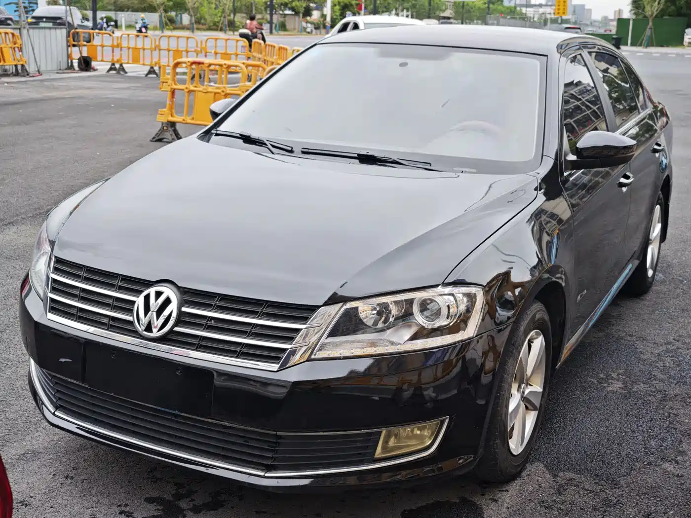 Volkswagen Lavida 2013 Facelift Classic 1.6L Manual Trend