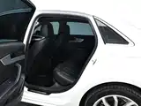 Photo 16 - Audi A4L