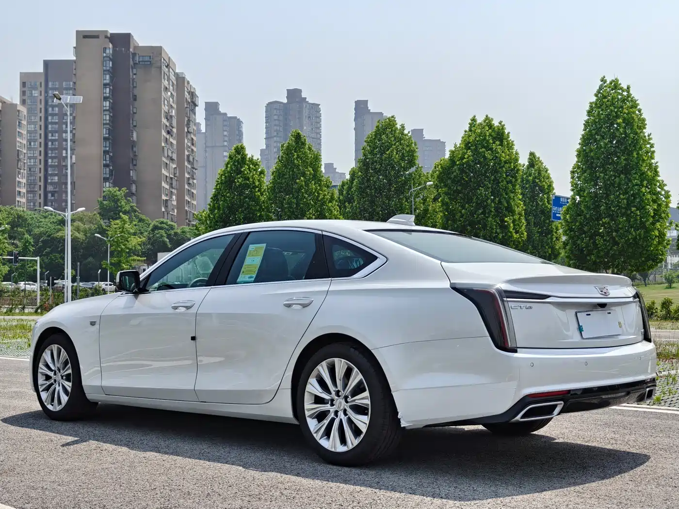 CADILLAC CT6