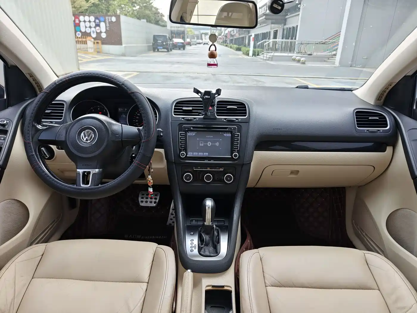Volkswagen Golf 2012 1.4TSI Automatic Comfort фото 5