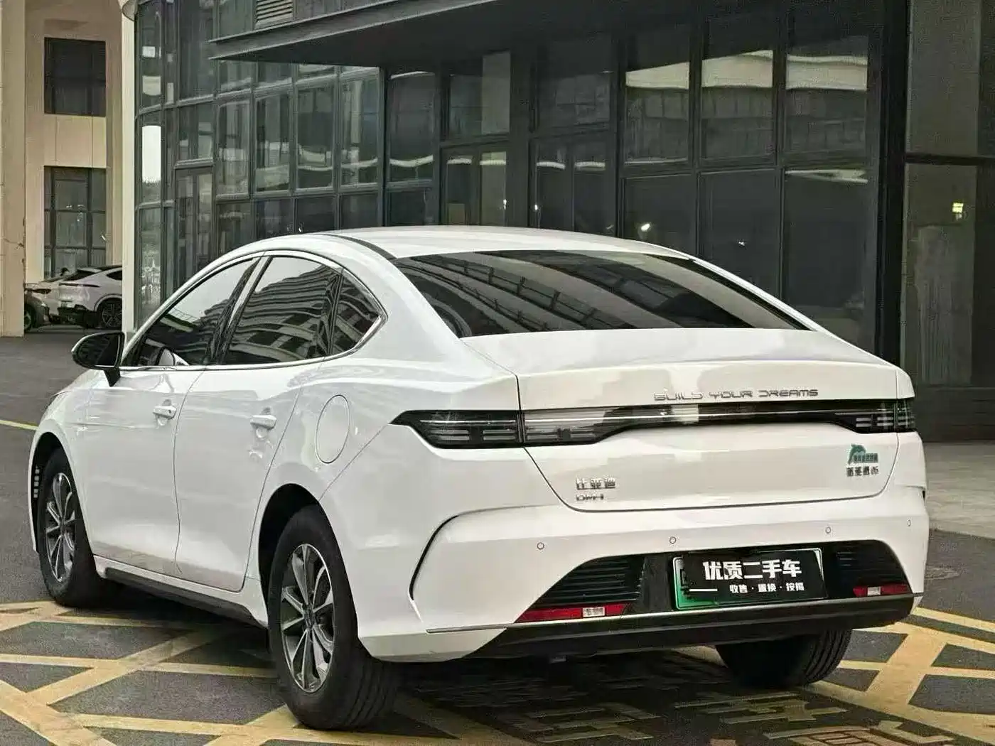 BYD Destroyer 05 2024 Glory Edition DM-i 55KM Luxury фото 7
