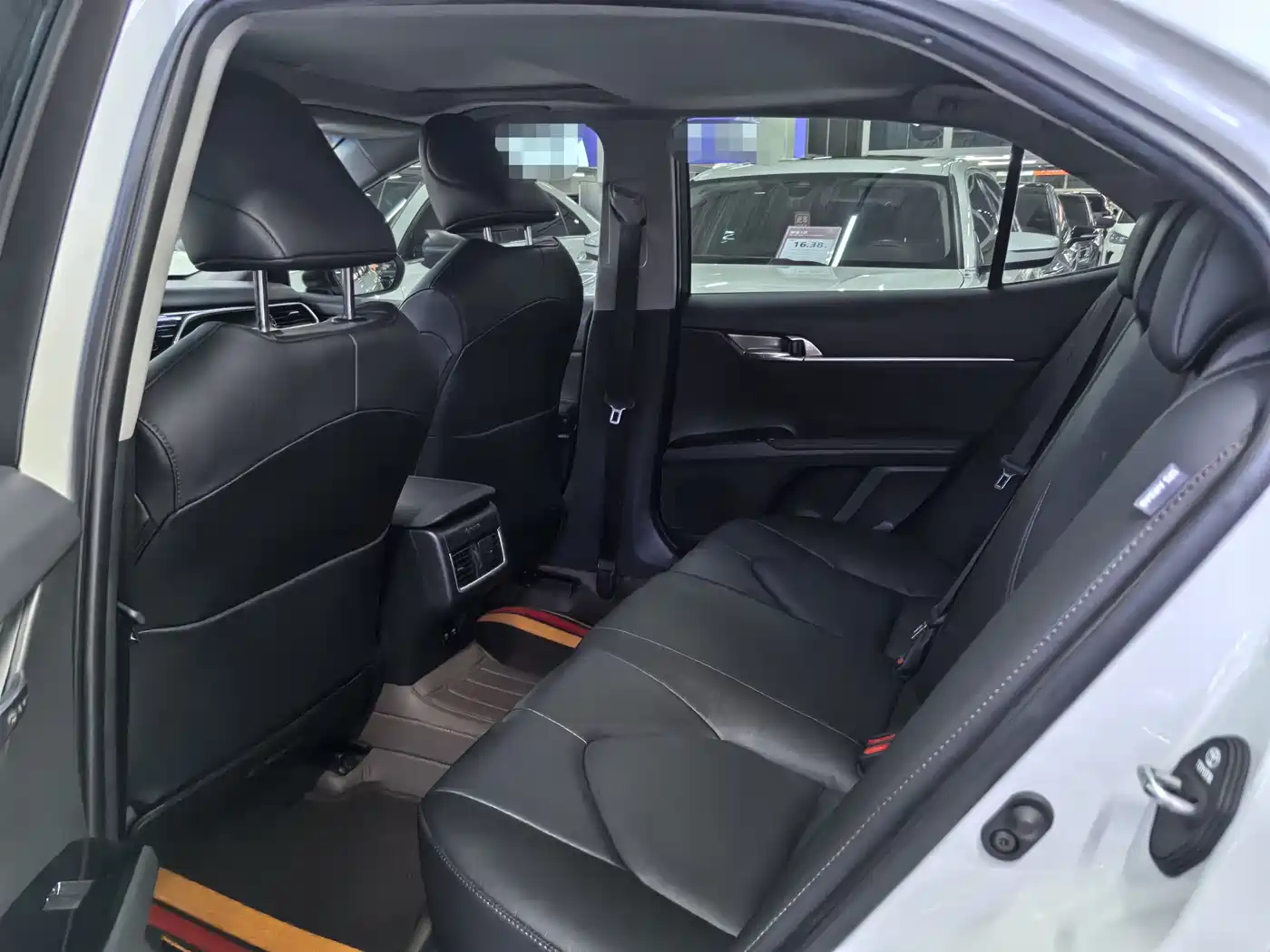 Toyota Camry 2023 2.0G Luxury Edition фото 11