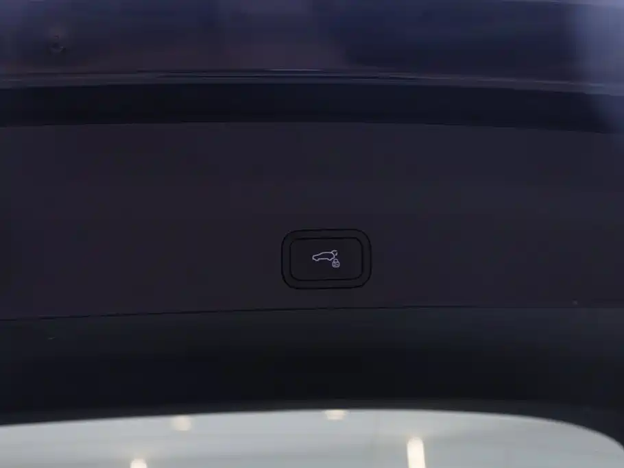 Li Auto L6, миниатюра 11
