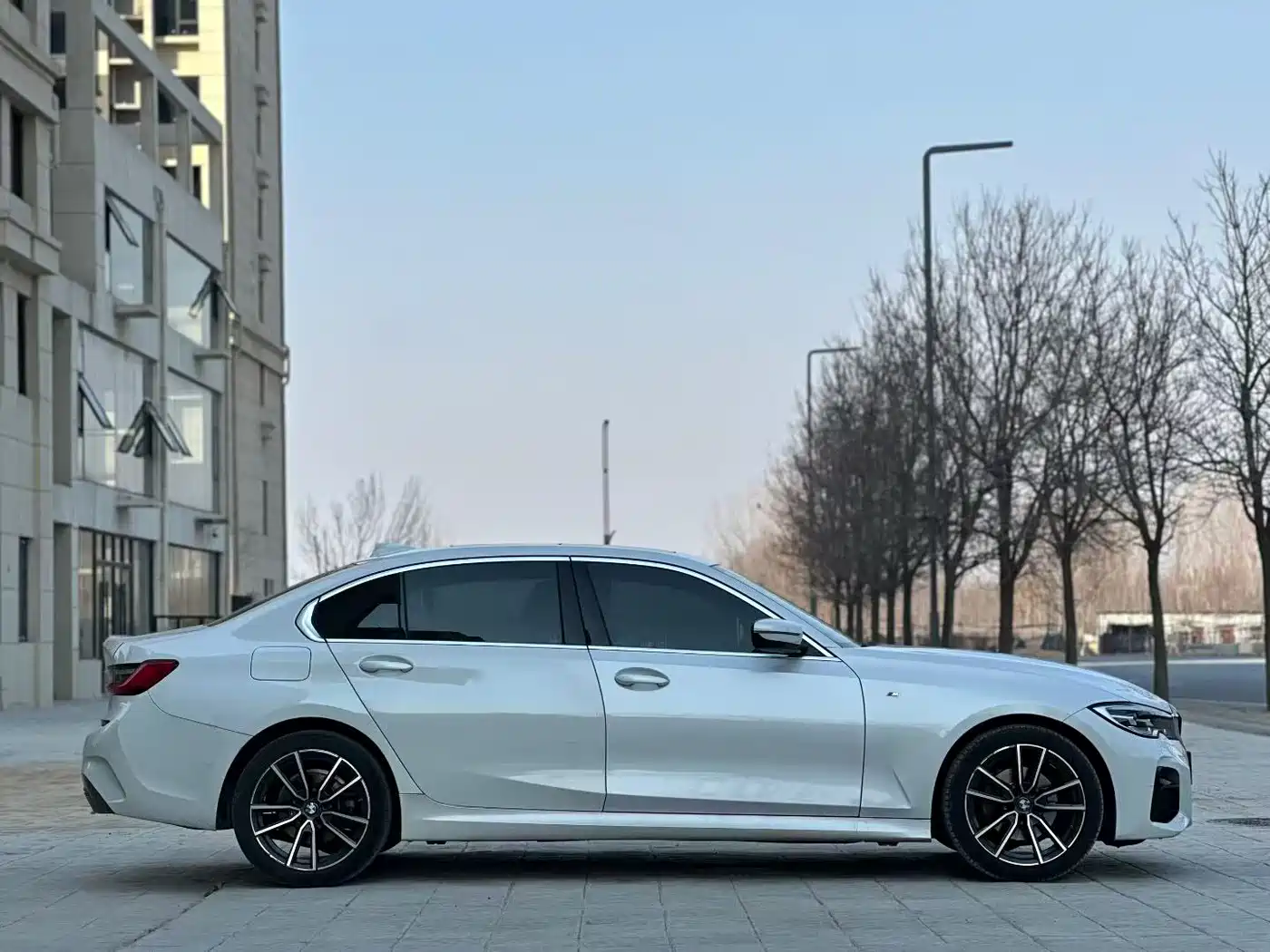 BMW 3 Series 2021 320Li M Sport Package фото 9
