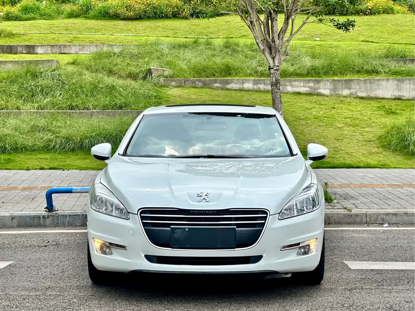 Peugeot 508 2013 2.0L 2nd Anniversary Auto Sunroof Classic Edition фото 2