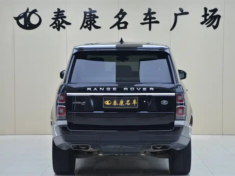 Land Rover Range Rover 2022 3.0 L6 400PS Heritage Extended Classic Edition фото 3