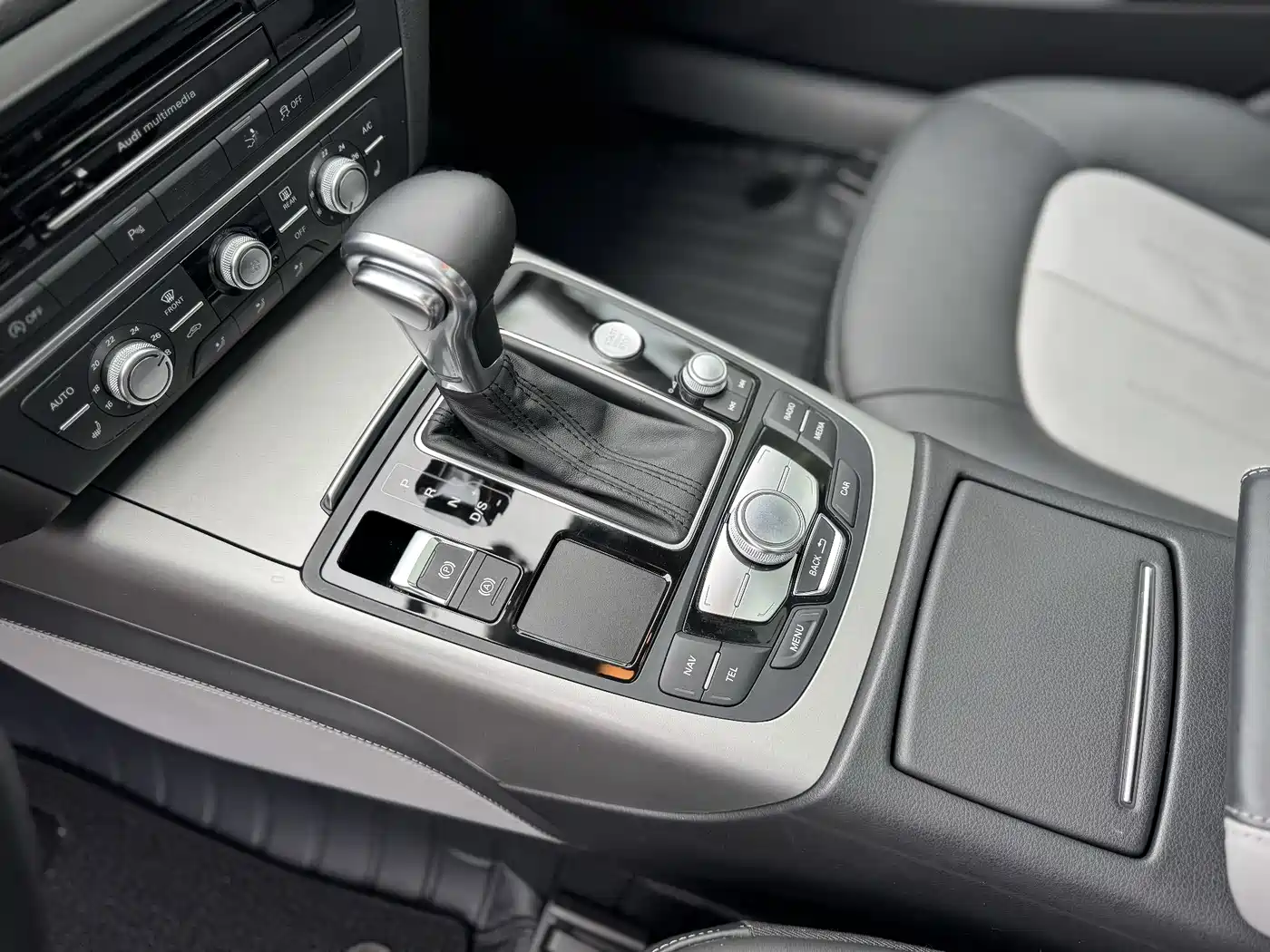 Audi A7 2014 35 FSI quattro Technology Edition фото 18