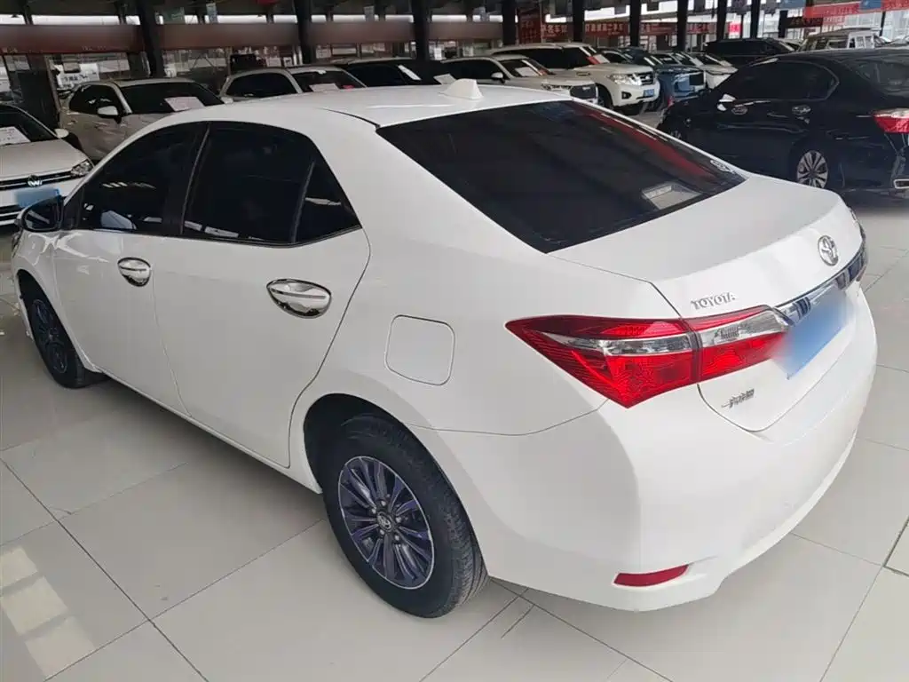 Toyota Corolla 2017 Facelift 1.2T S-CVT GL фото 5