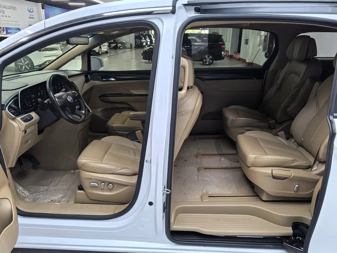 Buick GL8 2020 Model ES Landglory 653T Premium фото 7