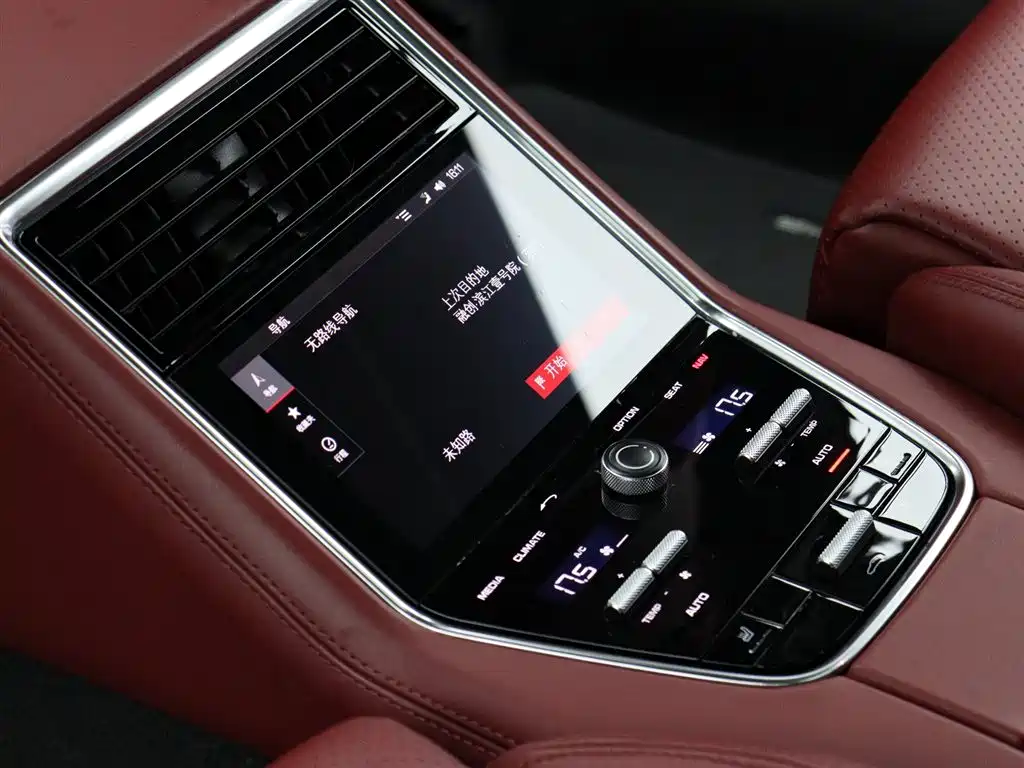 Porsche Panamera 2019 Panamera 4 Executive Long Wheelbase 2.9T фото 10