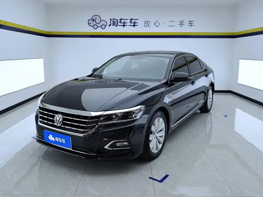 Photo 1 - Volkswagen Passat