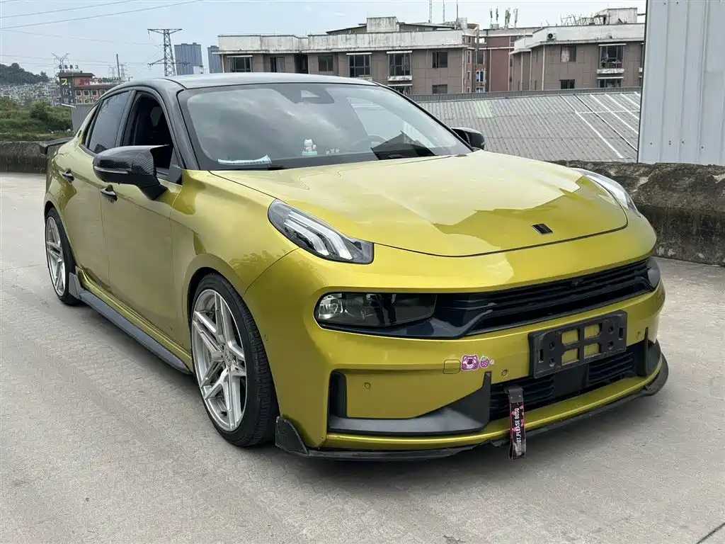 Lynk & Co 03 2020 03+ 2.0TD Auto Performance Package Edition фото 3