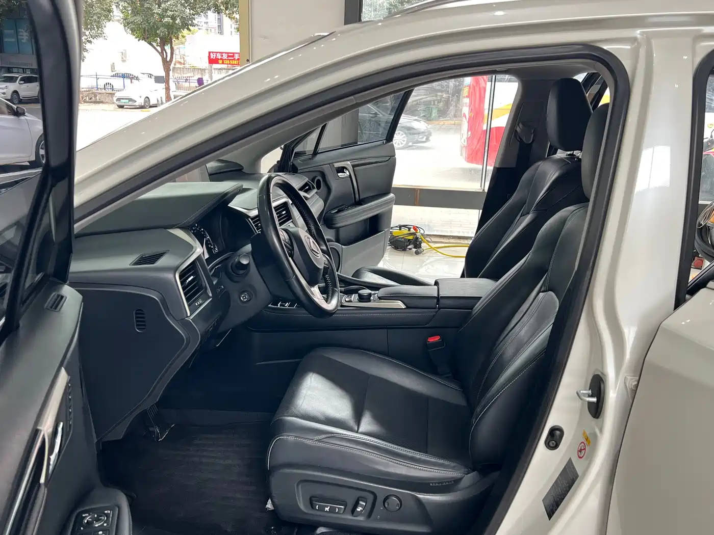 Lexus RX 2016 300 2WD Comfort Edition China V фото 14