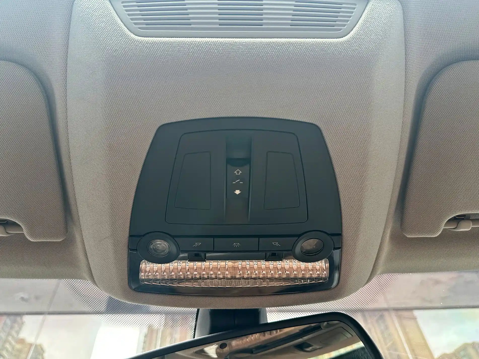 Фото 23 - BMW 7 Series