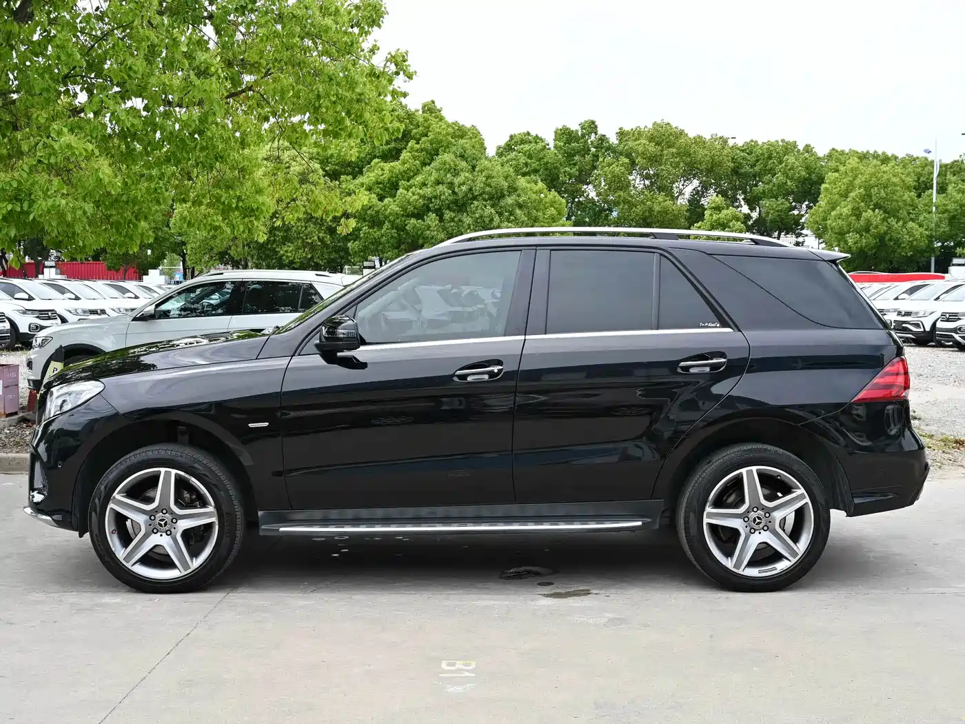 Mercedes-Benz GLE 2018 GLE 400 4MATIC Ultimate Edition фото 3