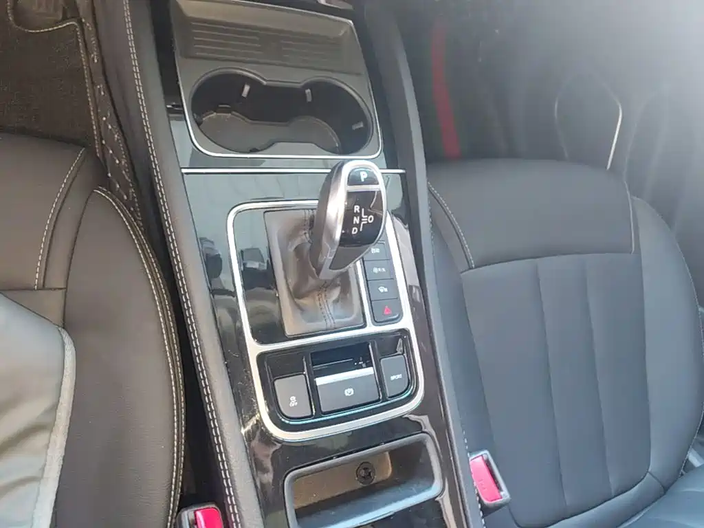 BYD Song MAX 2022 2021 Upgrade 1.5T Automatic Luxury Edition 7-Seater