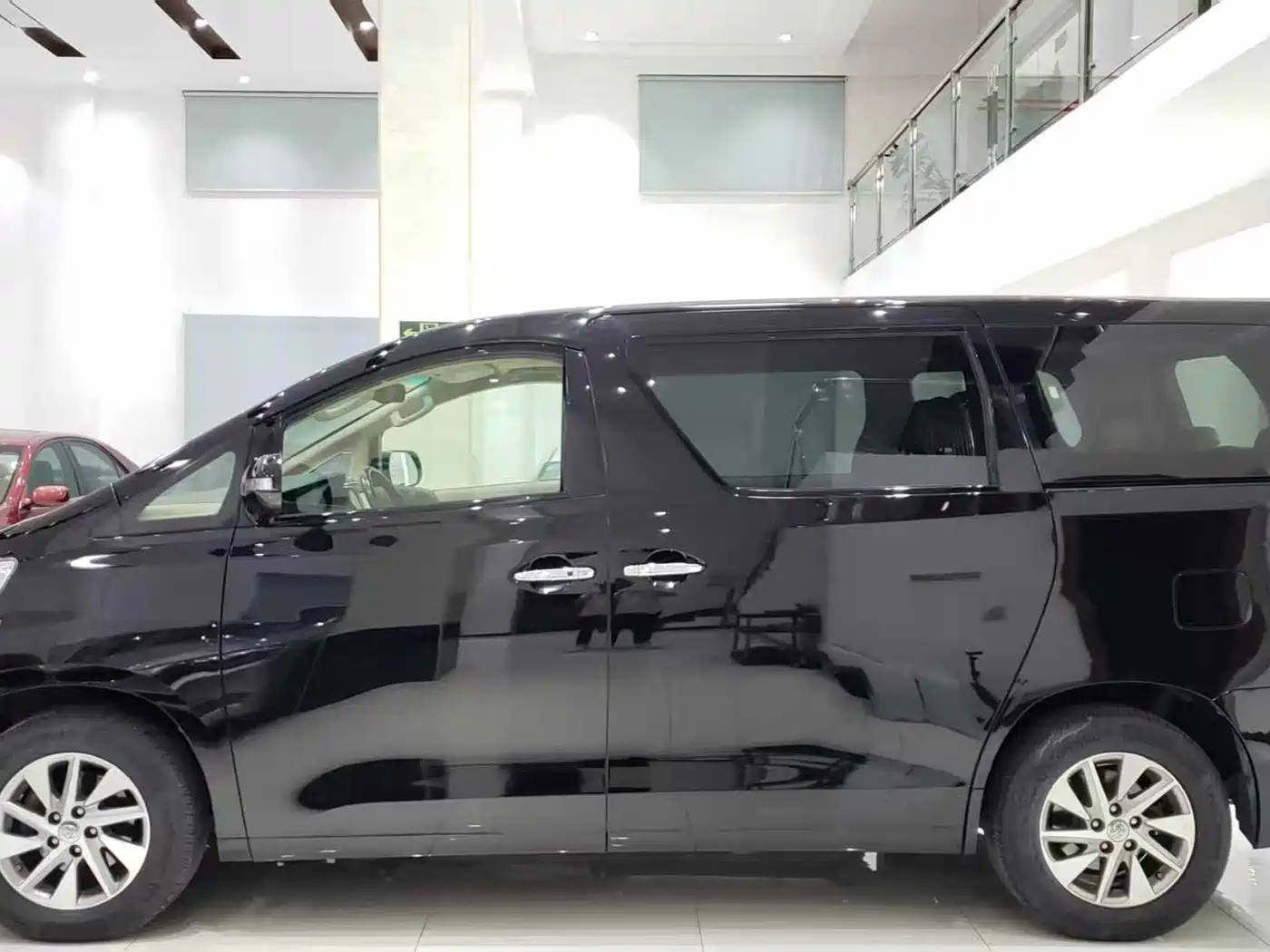 Toyota Alphard 2012 3.5L Premium Edition фото 14