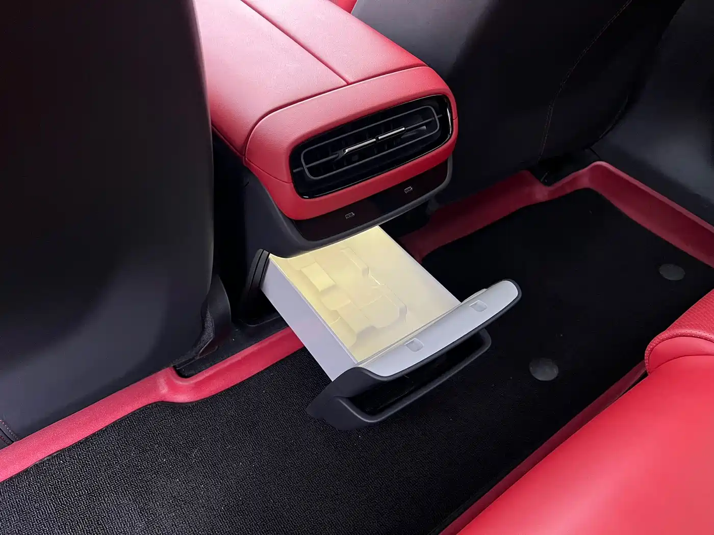 Xiaomi Auto Xiaomi SU7 2024 AWD Extended Range Advanced Smart Driving Max Edition фото 20
