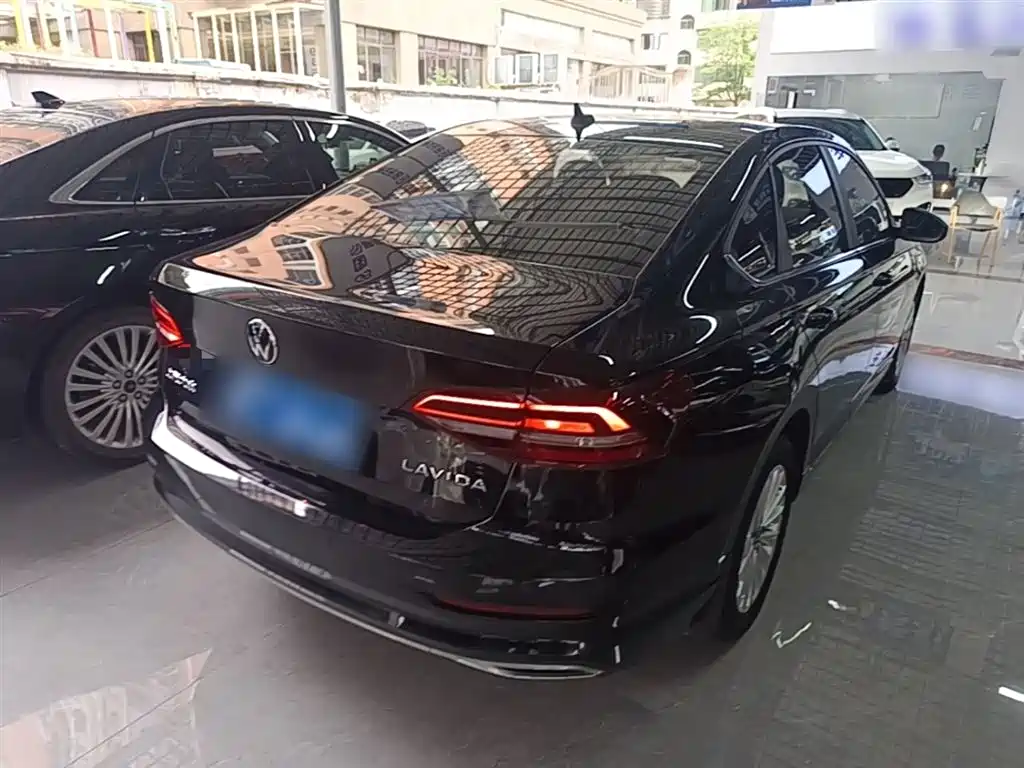 VOLKSWAGEN LAVIDA