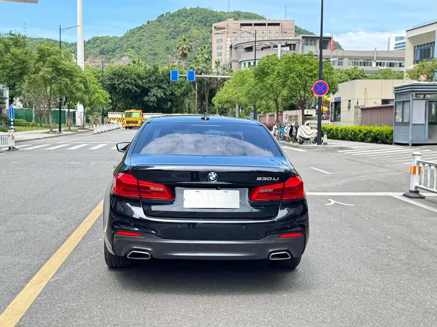BMW 5 Series 2018 Facelift 530Li Leading M Sport Package фото 16