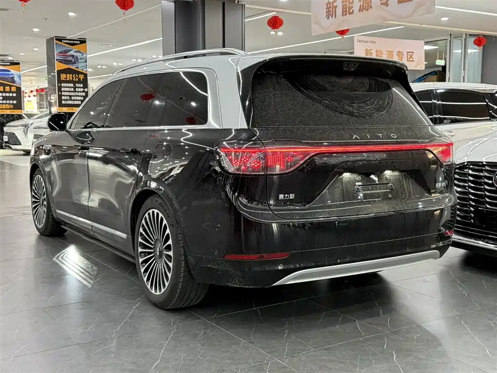 AITO Wenjie AITO M9 2025 Extended Range Ultra 52kWh 6-Seater фото 4