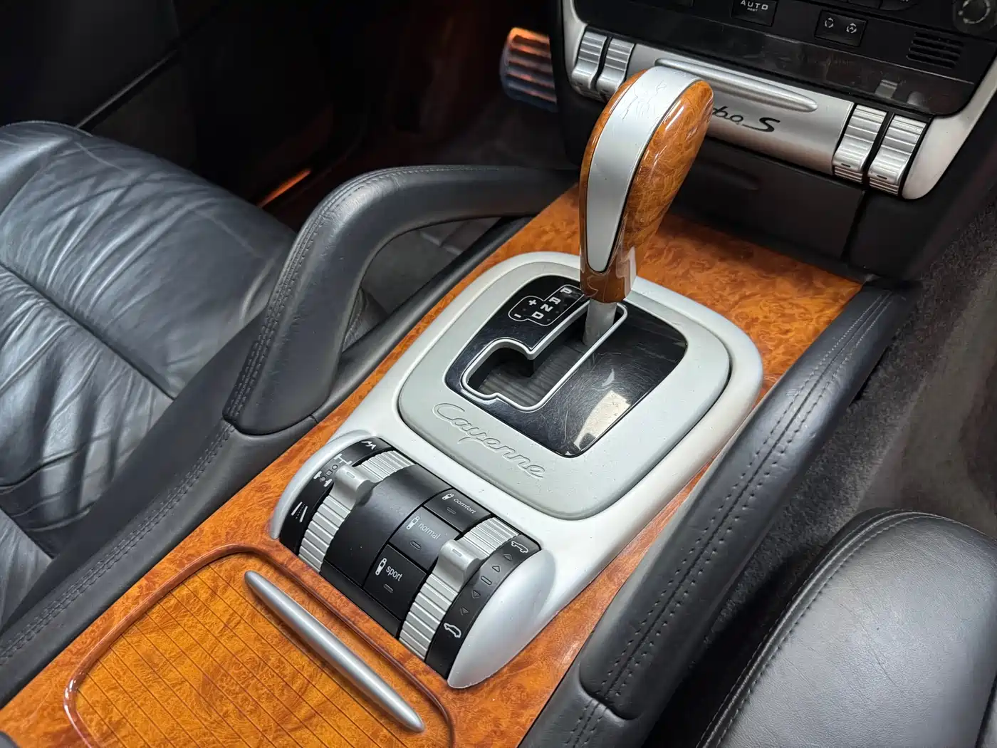Porsche Cayenne 2006 Cayenne Turbo S 4.5T фото 30