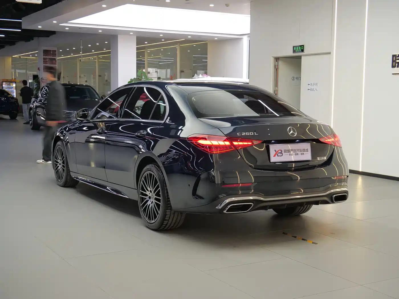 MERCEDES-BENZ CLASS C