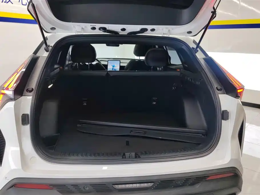 GEELY AUTOMOBILE BOYUE