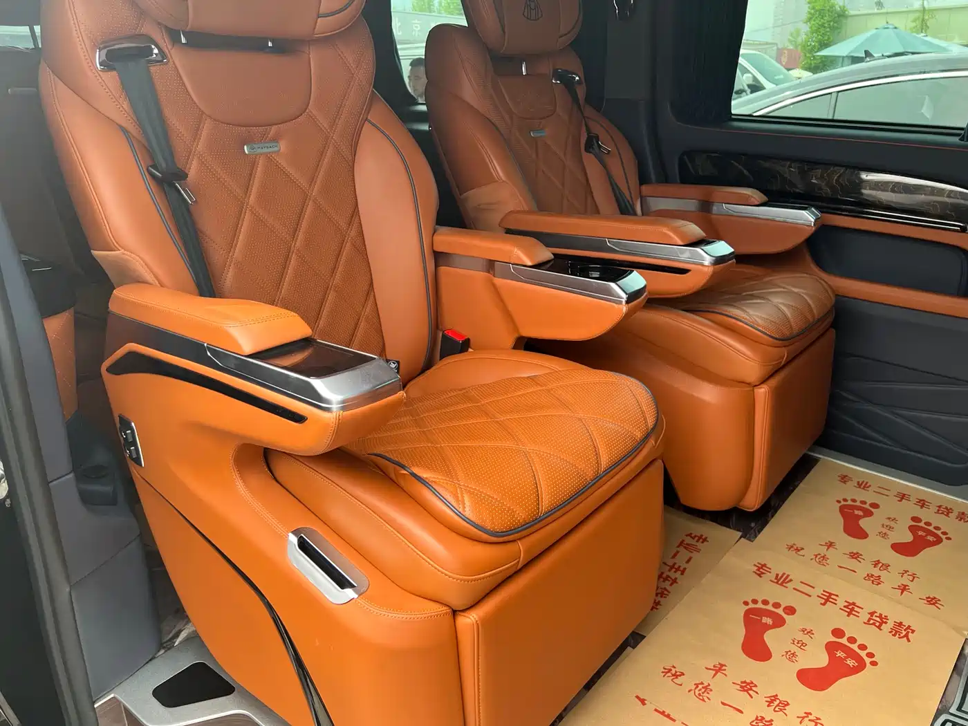 Mercedes-Benz Vito 2023 2.0T Business 7-Seater фото 8