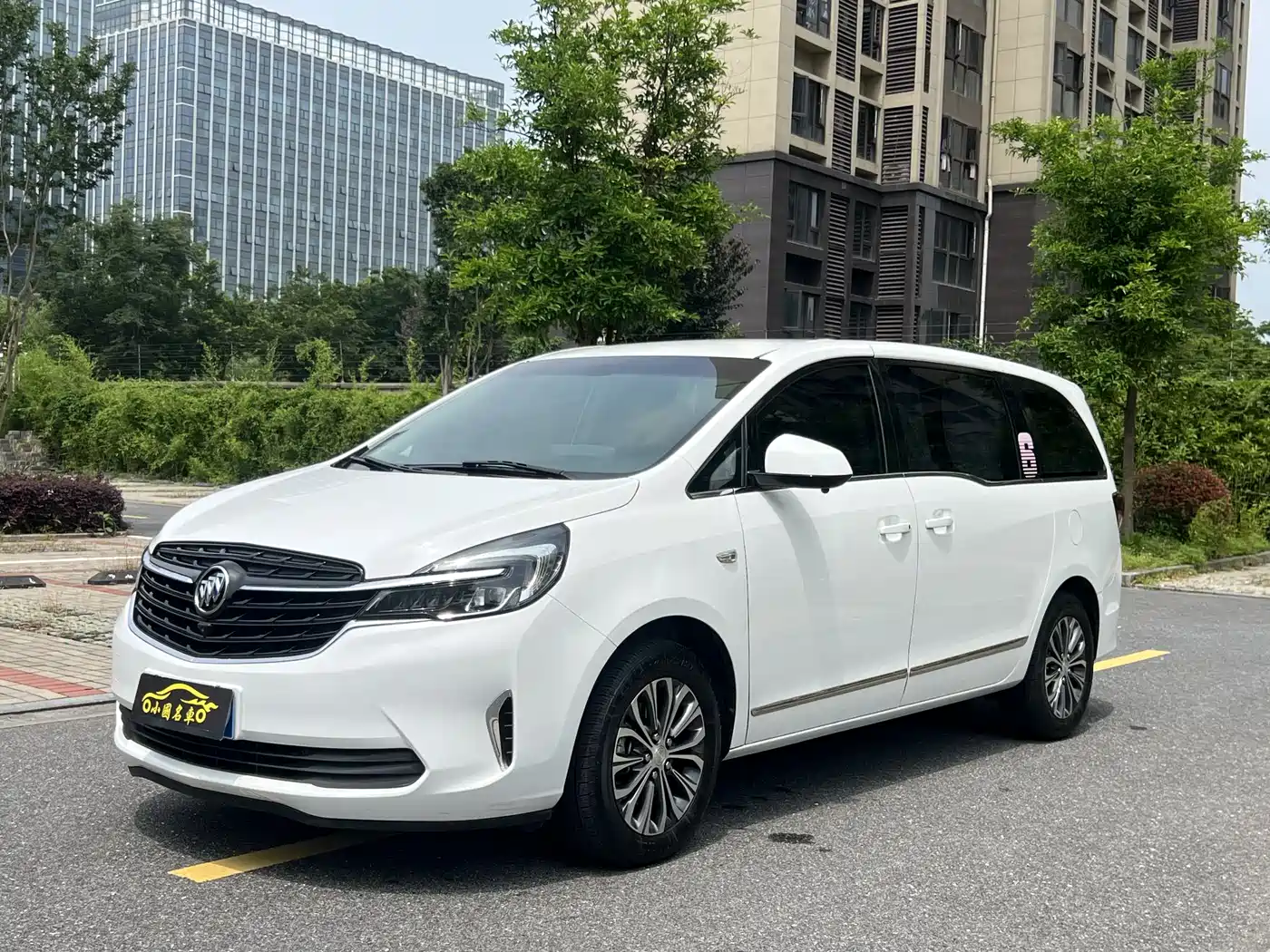Buick GL8 2021 Land Business Class 652T Comfort