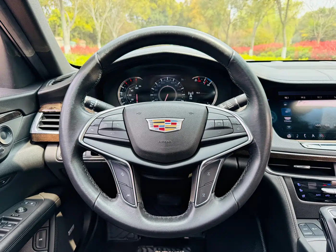 Cadillac CT6 2019 28T Luxury Model фото 9