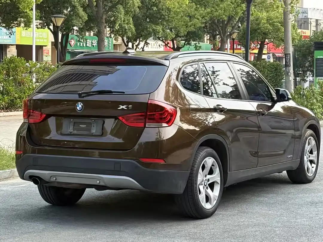 BMW X1 2012 2012 sDrive20i Leading Model