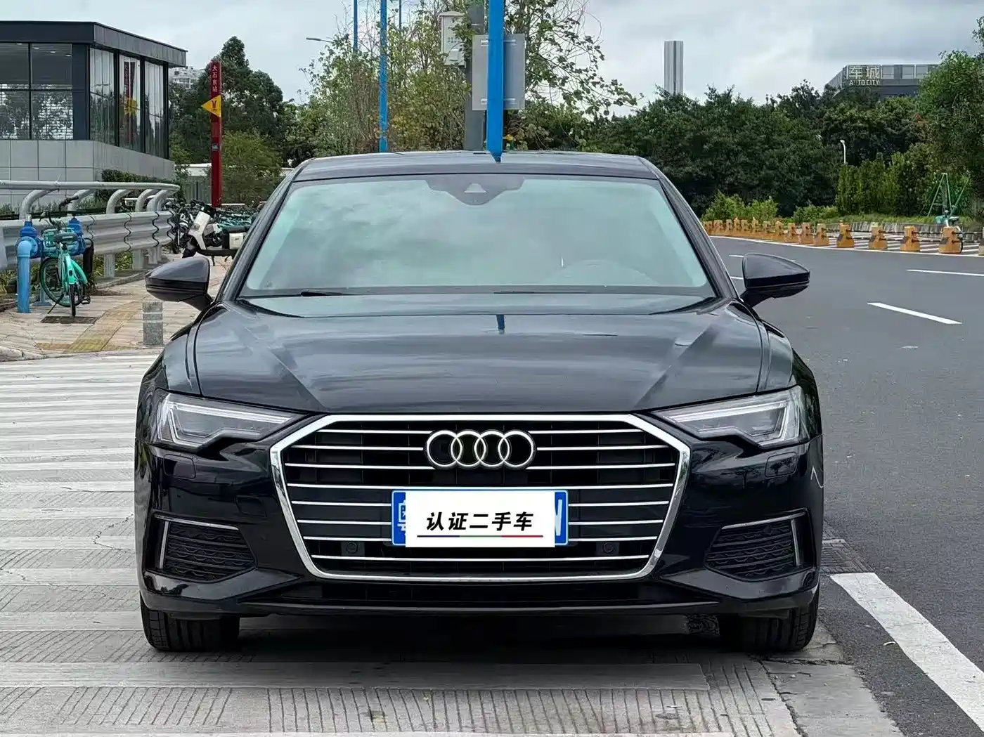 صورة 2 - Audi A6L