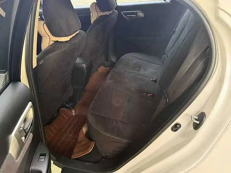 Фото 6 - Lexus CT